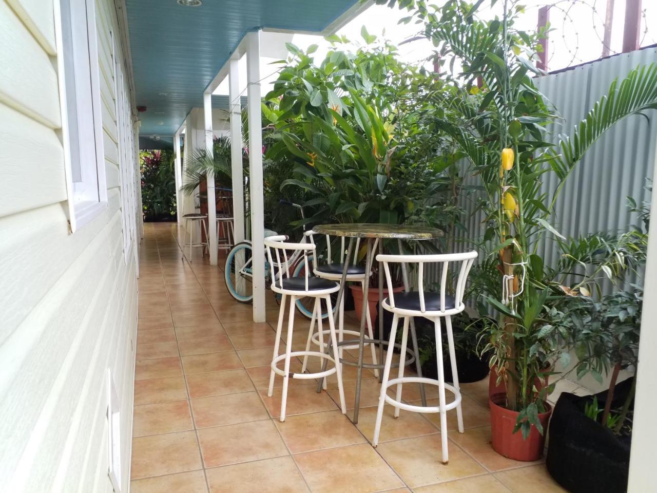 Aqua Point Condos Rentals Bocas del Toro Exterior photo